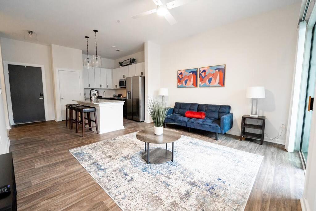 Luxury Apartment Wifi, Gym, Pool, Shops & Food! Unit 329 Charlotte Exterior foto