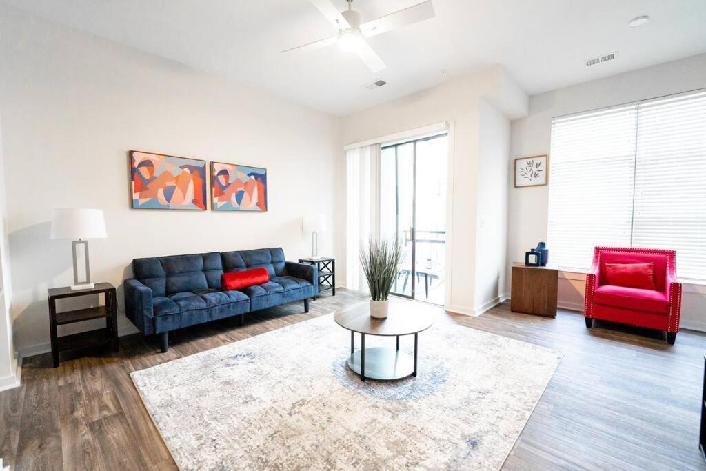 Luxury Apartment Wifi, Gym, Pool, Shops & Food! Unit 329 Charlotte Exterior foto