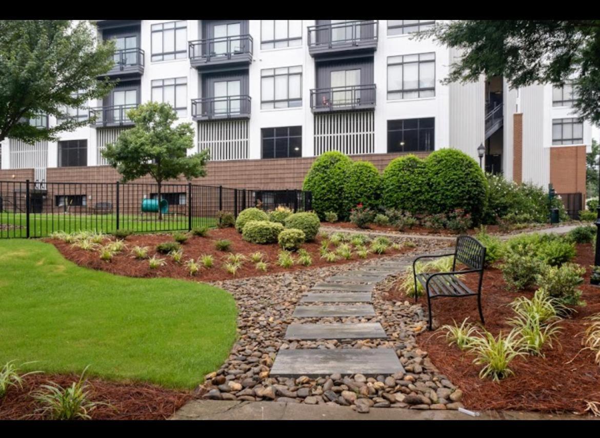 Luxury Apartment Wifi, Gym, Pool, Shops & Food! Unit 329 Charlotte Exterior foto