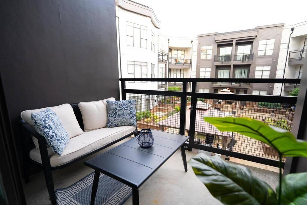 Luxury Apartment Wifi, Gym, Pool, Shops & Food! Unit 329 Charlotte Exterior foto