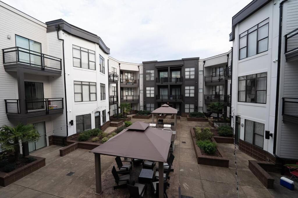 Luxury Apartment Wifi, Gym, Pool, Shops & Food! Unit 329 Charlotte Exterior foto